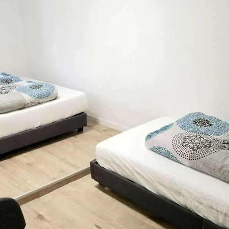 Daire 3-bed Cosy - Sleeps 7 Villingen-Schwenningen